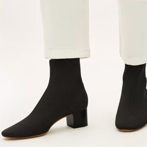 NEW Everlane Black Knit The Glove Heel Boot in Size 7.5